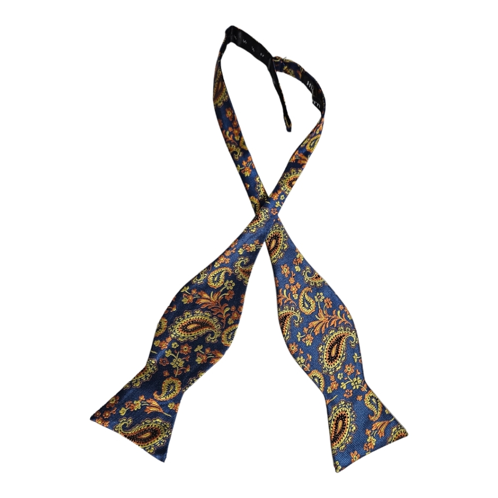 HISDREN BEAUTIFUL Blue/Gold Paisley Silk DESIGNER Self Bow Tie